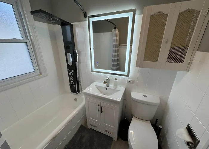 Spacious Retreat Near Convention Centers